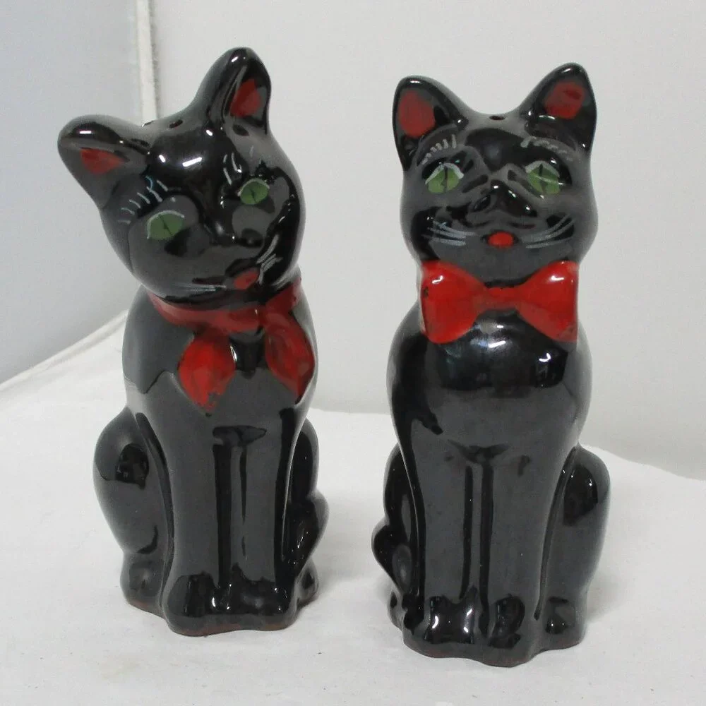 Vintage Shafford Redware Pottery Black CAT Salt & Pepper Shakers MCM - Picture 1 of 8